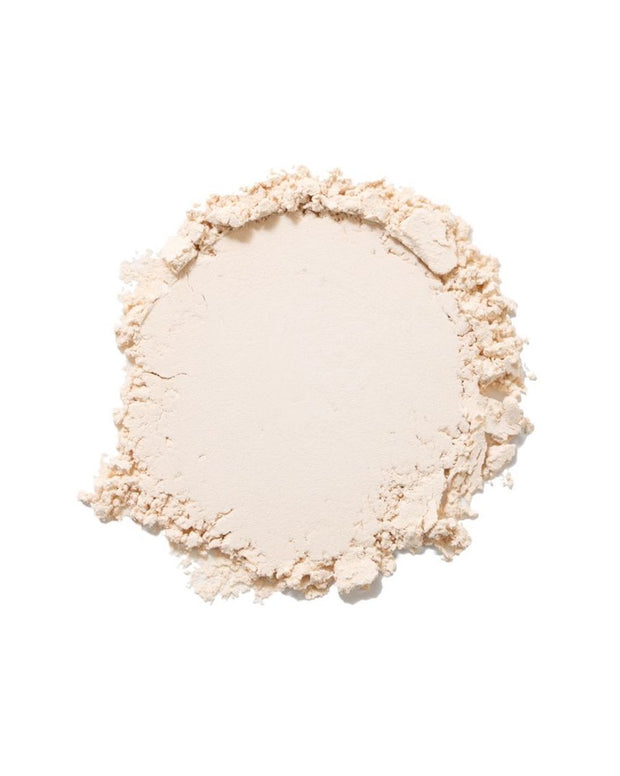 All Natural, dimethicone and talc free translucent pressed powder to help remove shine. All Natural Makeup, Skincare + Makeup. Clean Beauty. Vegan and Cruelty free makeup.