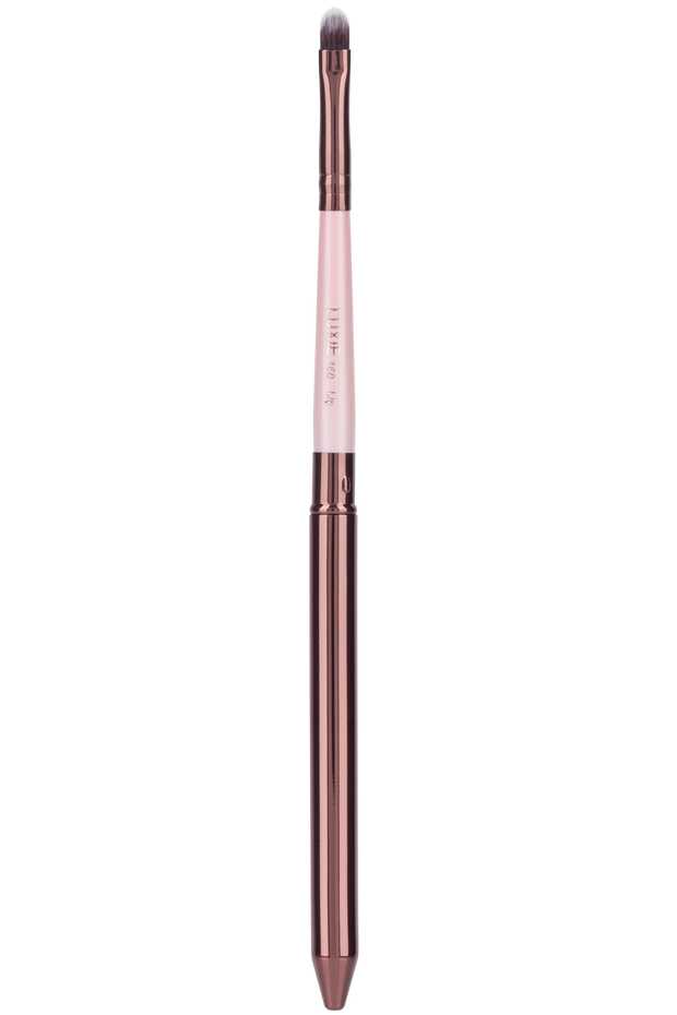 Vegan, cruelty-free! The Luxie pink and rose gold lip brush is a cruelty-free and vegan makeup brush. Handcrafted synthetic bristles make the lip brush both soft, dense and easy to work with. A pretty pink wooden handle and elegant rose gold ferrule help turn any pout into a smile