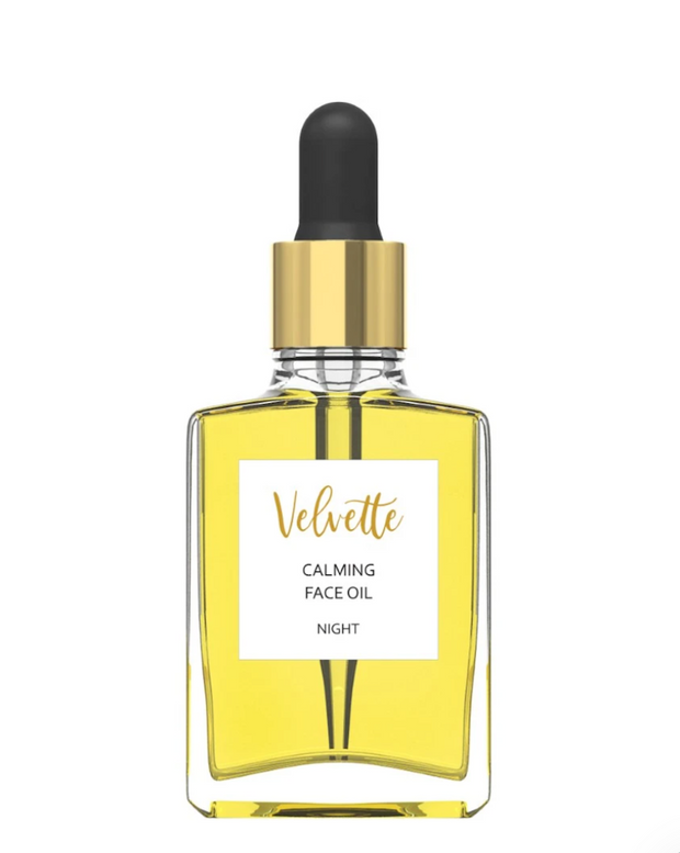 Replenish your moisture barrier overnight with Velvette Calming Face Oil (Night). Containing ingredients like cogon grass, known to increase cell hydration, and organic borage oil, one of nature’s richest sources of gamma linolenic acids, this all-natural blend is suitable for the most sensitive skin and works overnight to alleviate skin irritation.