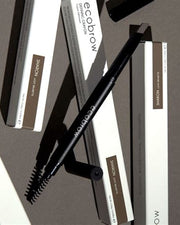 Build bold, defined brows with this smear-proof formula. It provides long lasting wear, a non-waxy natural matte finish look, and a unique slant tip for ultra-precise definition. The dual-sided Crayon features a retractable, self-sharpening brow pencil on one end and a spoolie brush for perfect blending on the other.